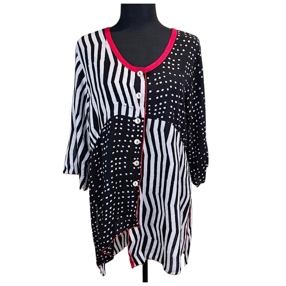 Iguana Asymmetrical Mixed Print Button Front Tunic Top Rayon Small Artsy Relaxed